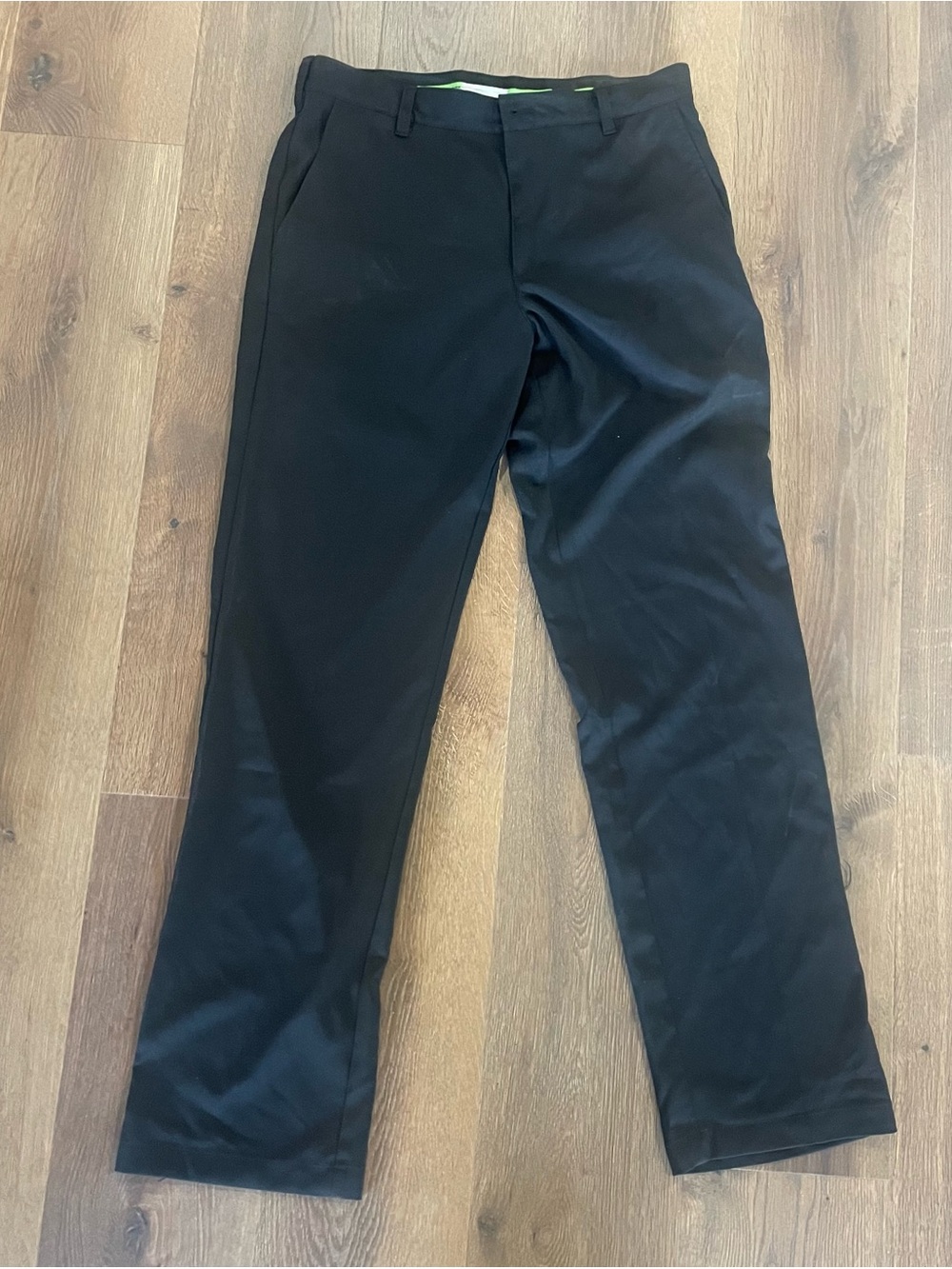 Izod Men's Black Slim Fit Golf Pants
